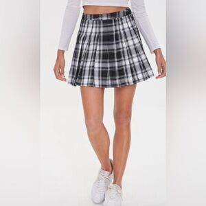 Forever 21 Pleated Plaid Skaterskirt Size XS
